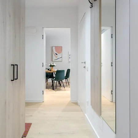 Contemporary Haven - 1 Bedroom With A Balcony Charm Bucharest Exterior photo